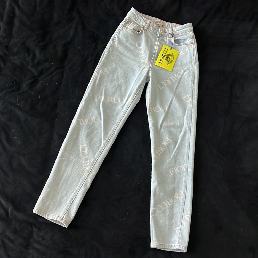 Fiorucci Tara Logo Jeans